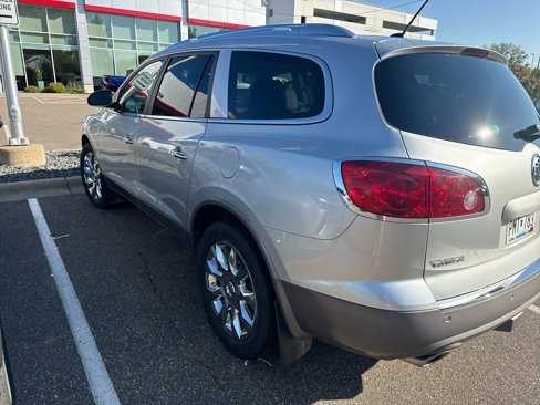 Used 2011 Buick Enclave CXL w/ Trailering Provision Package image 4