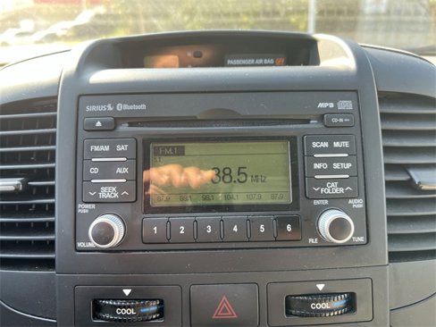 Used 2012 Kia Sedona LX w/ PWR Pkg image 16