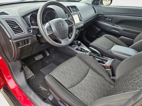 Used 2024 Mitsubishi Outlander Sport AWD image 9