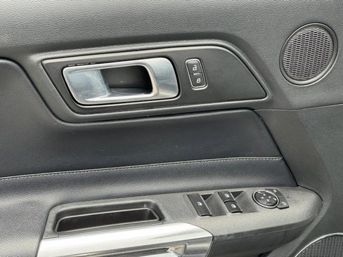 Used 2020 Ford Mustang Premium image 15