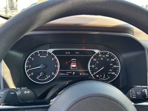 Used 2023 Nissan Rogue SV image 20