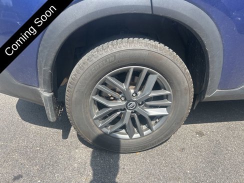 Used 2021 Nissan Rogue S image 49