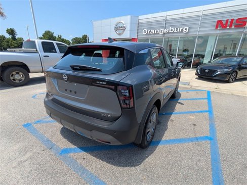 Used 2025 Nissan Kicks S w/ Charging Package image 3
