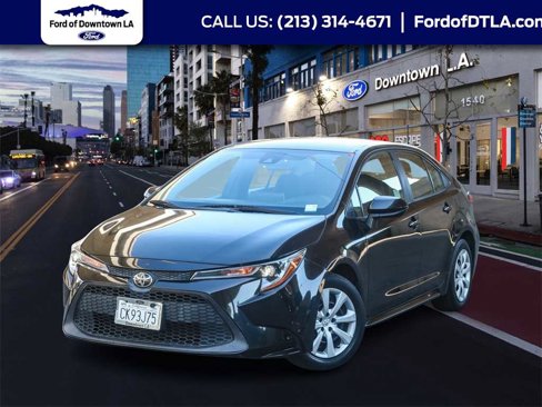 Used 2020 Toyota Corolla LE image 1