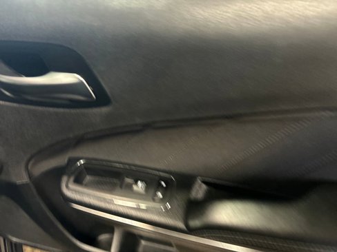 Used 2017 Dodge Charger SXT image 25