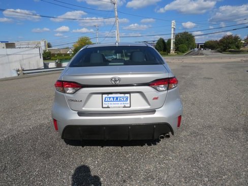 Used 2024 Toyota Corolla SE image 4