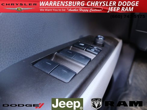 Used 2023 Toyota Camry SE image 25