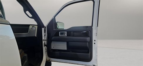 Used 2013 Ford F150 Platinum image 24