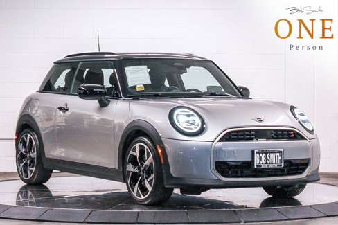 Used 2025 MINI Cooper S image 1
