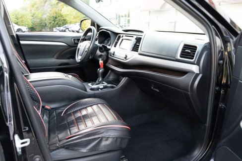 Used 2019 Toyota Highlander Plus image 35