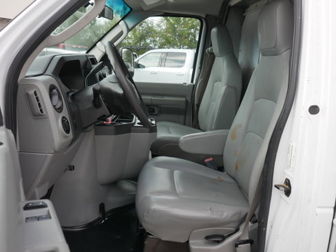 Used 2016 Ford E-350 and Econoline 350 Super Duty w/ Power Windows & Locks Group image 3