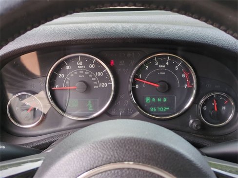Used 2015 Jeep Wrangler Unlimited Sahara w/ Dual Top Group image 16