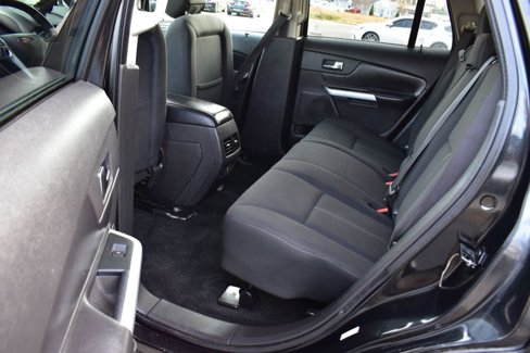 Used 2013 Ford Edge SE image 20