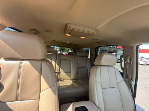 Used 2008 GMC Yukon SLT w/ SLT Preferred Equipment Group image 13