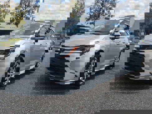 Used 2023 Toyota Corolla LE image 7