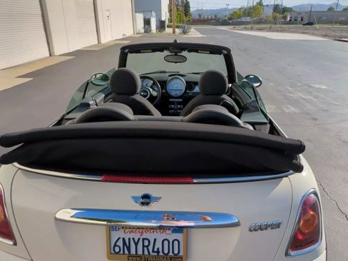 Used 2010 MINI Cooper Convertible image 27