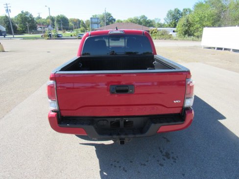 Used 2023 Toyota Tacoma 4x4 Double Cab image 4