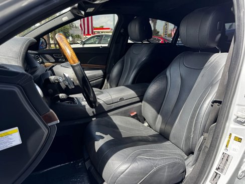 Used 2014 Mercedes-Benz S 550 Sedan image 15