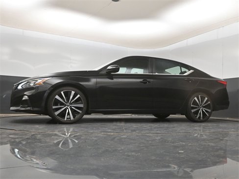 Used 2021 Nissan Altima 2.5 SR image 16