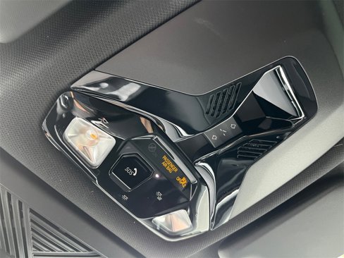 Used 2025 BMW X1 xDrive28i w/ Technology Package image 30