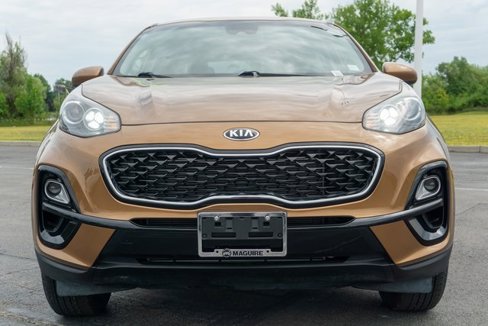 Used 2020 Kia Sportage LX image 3