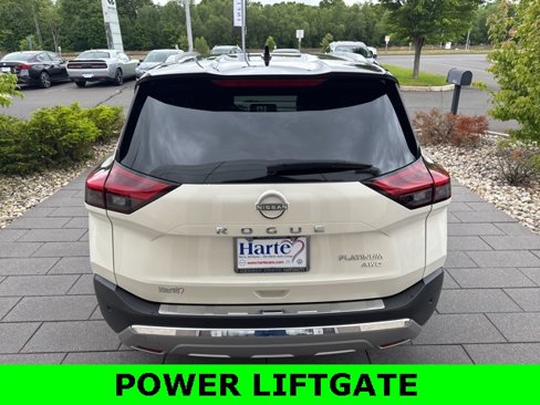 Used 2023 Nissan Rogue Platinum w/ Platinum Premium Package image 6