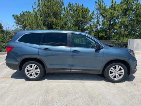 Used 2017 Honda Pilot LX image 8