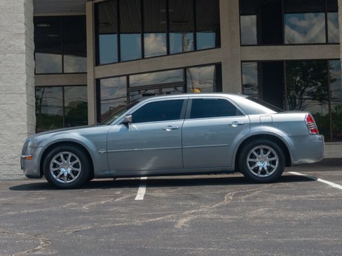 Used 2007 Chrysler 300 C image 9