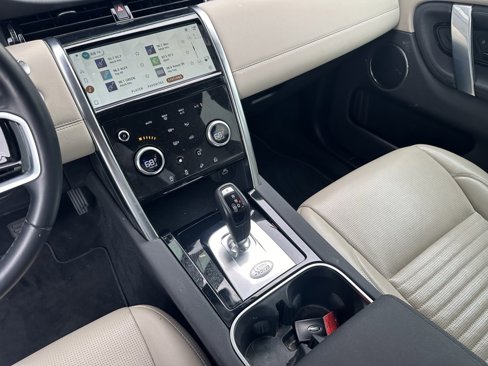 Used 2021 Land Rover Discovery Sport S image 24