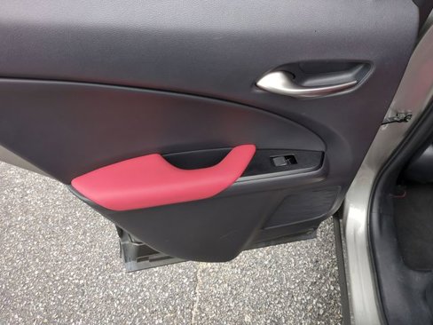 Used 2020 Lexus UX 200 F Sport image 25