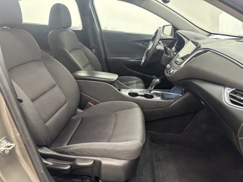 Used 2020 Chevrolet Malibu LT image 8
