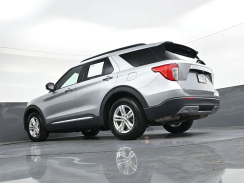 Used 2023 Ford Explorer XLT w/ Equipment Group 202A image 35