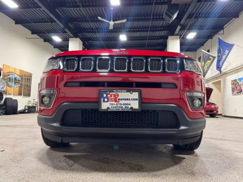 Used 2018 Jeep Compass Latitude w/ Cold Weather Group image 14