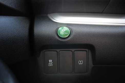 Used 2016 Honda CR-V LX image 11