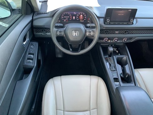 Used 2023 Honda Accord LX image 17