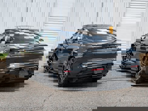 Certified 2022 Porsche Taycan image 3