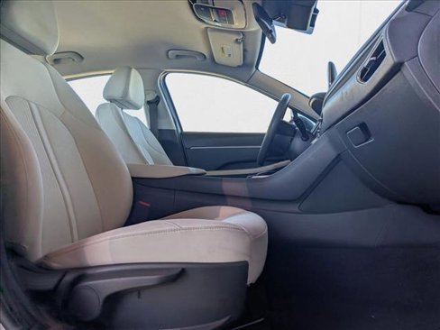 Used 2023 Hyundai Sonata SEL image 19