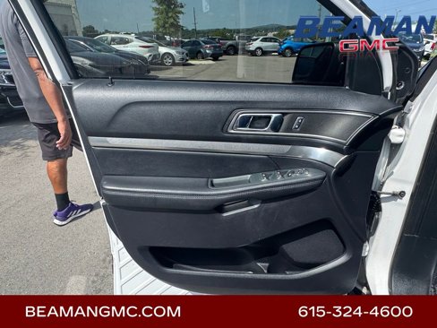 Used 2019 Ford Explorer XLT w/ Equipment Group 202A image 11