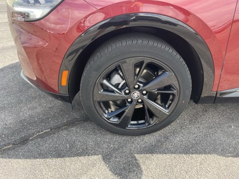 Used 2023 Buick Envision Preferred image 8
