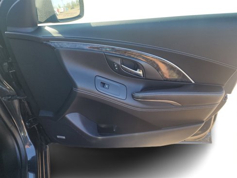 Used 2014 Buick LaCrosse Leather w/ Driver Confidence Package image 40