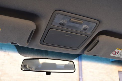 Used 2000 Toyota Avalon XL image 29