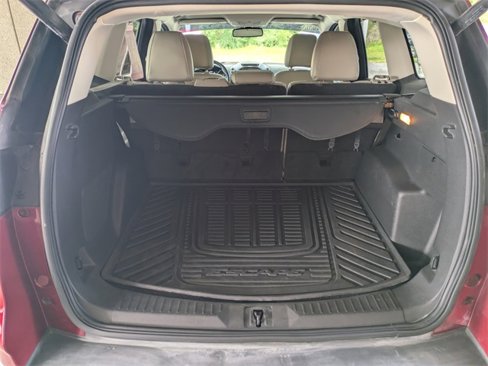 Used 2016 Ford Escape Titanium image 11
