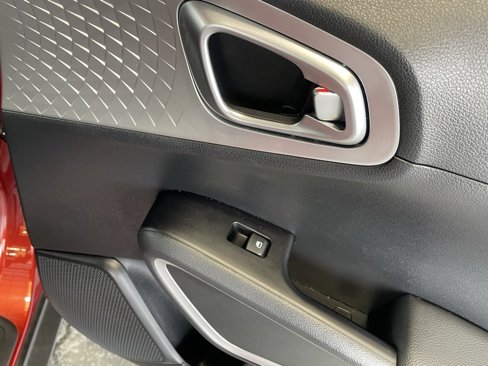 Used 2023 Kia Soul S image 16