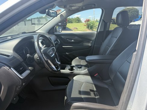 Used 2021 GMC Terrain SLT image 15