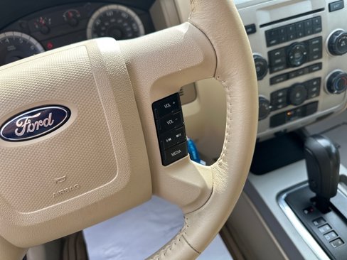 Used 2009 Ford Escape XLT image 29