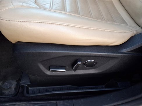 Used 2016 Ford Edge SEL w/ Equipment Group 201A image 15