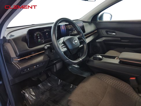 Used 2023 Nissan Ariya FWD image 27