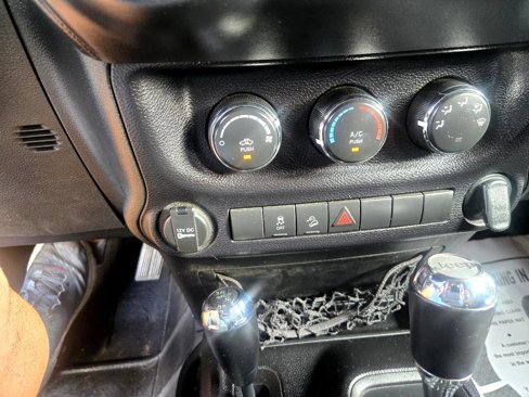 Used 2015 Jeep Wrangler Sport w/ Quick Order Package 24S image 56