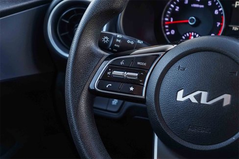 Used 2023 Kia Forte LXS image 15
