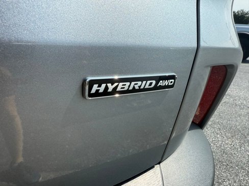 Used 2022 Ford Escape Titanium image 10